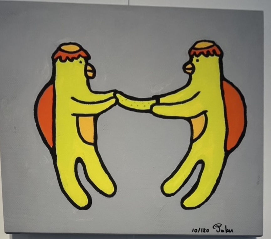 きゅうりをとりあうカッパ